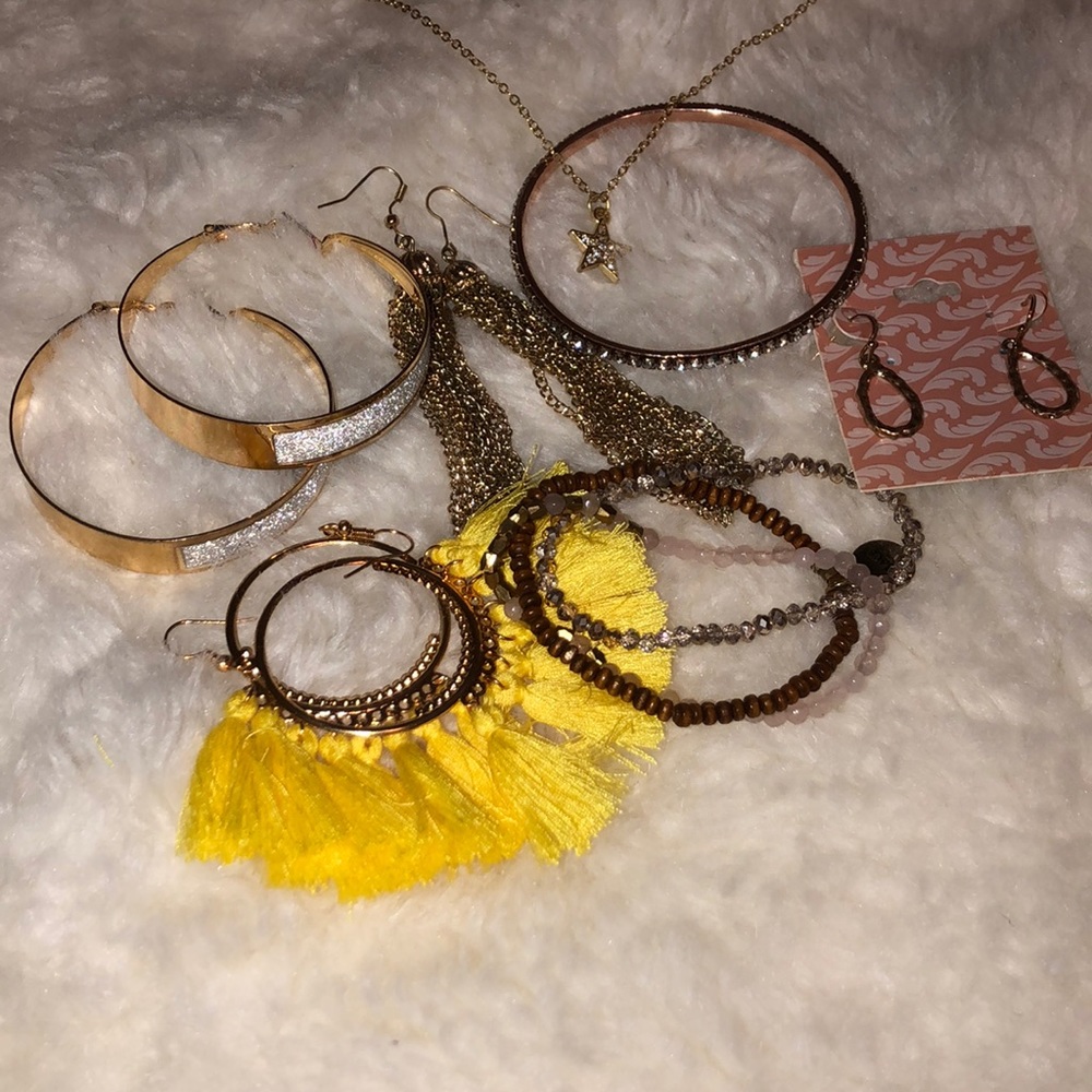 Earings